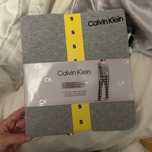 Calvin Klein grey pajama set - BRAND NEW